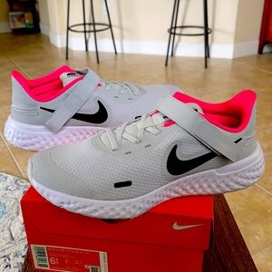 Brand New Girls Nike Sneakers